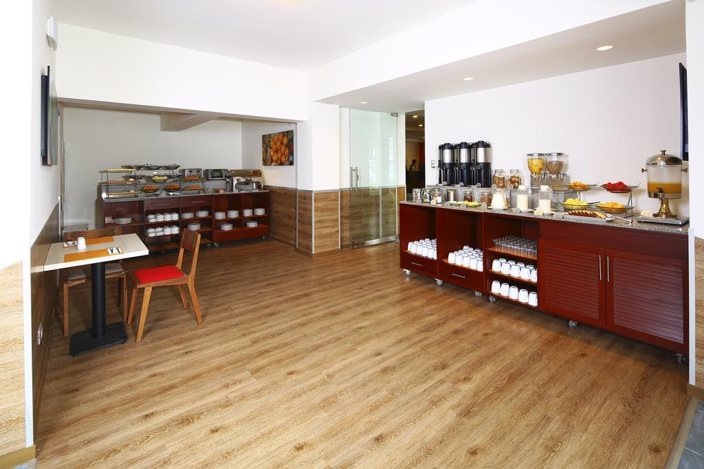 Casa Andina Standard Miraflores San Antonio ลิมา ภายนอก รูปภาพ